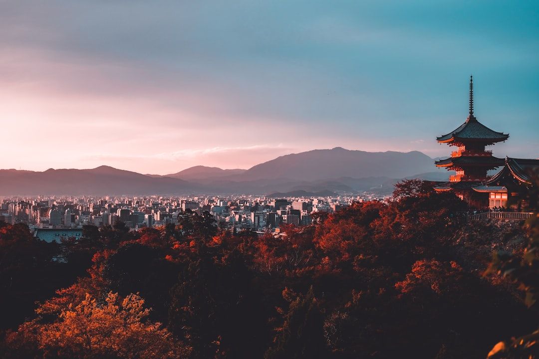 Rome, Paris, Lisbon, London, Barcelona, Amsterdam, Prague, Athens Premium Stay in Rome, Paris, Lisbon, London, Barcelona, Amsterdam, Prague, Athens