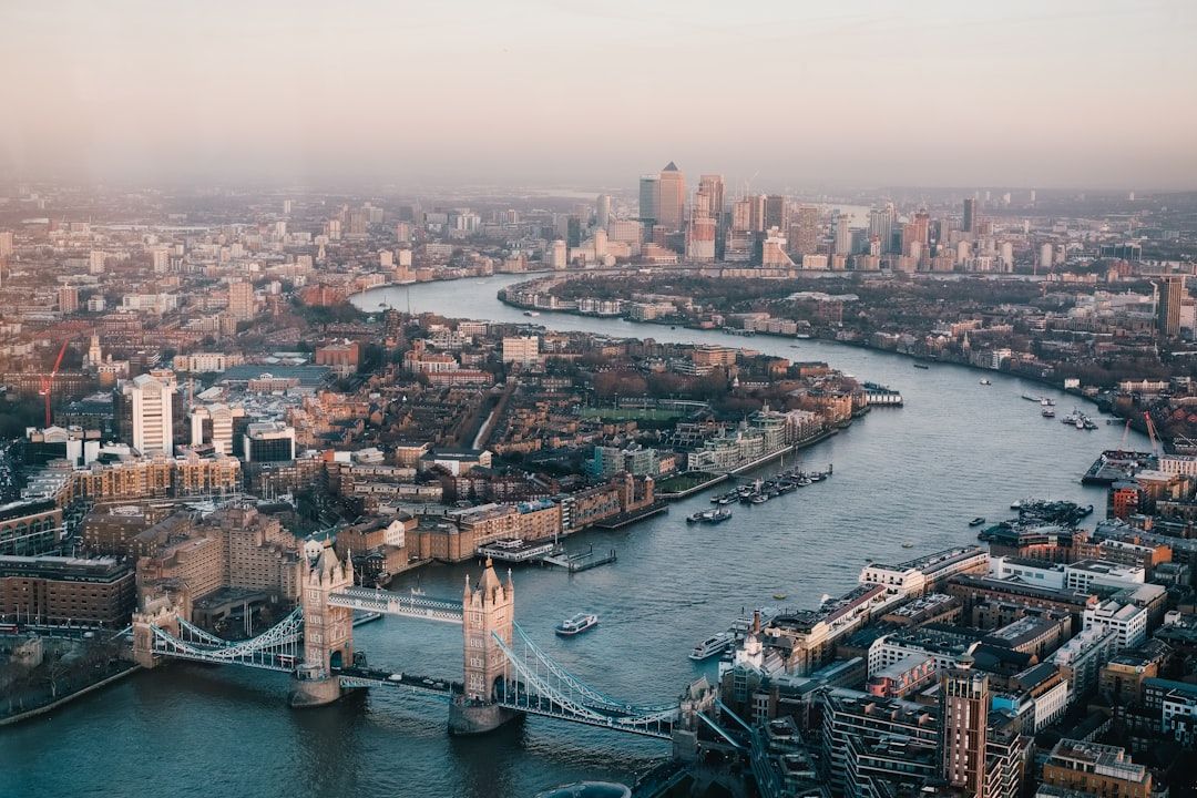 Seasonal Travel in London, United Kingdom